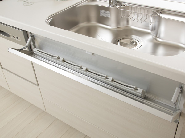 Kitchen.  [Kitchen knife flap storage] Secure a space that can accommodate the kitchen knife before sink. In lock function with peace of mind, Holder portion is taken out can also wash, It is easy to clean.