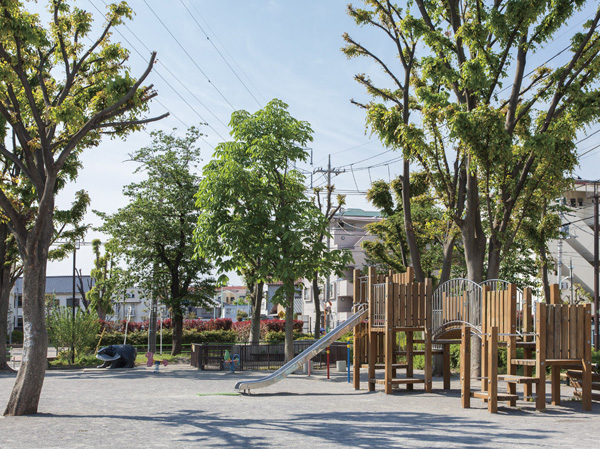 Surrounding environment. Kanamachi park (a 1-minute walk, About 80m)