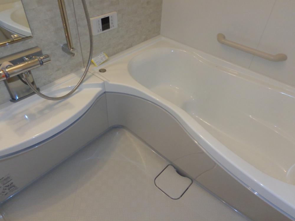 Bathroom. Indoor (September 2013) Shooting