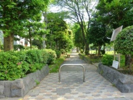 Streets around. Enhancement of the surrounding environment ~ park ~