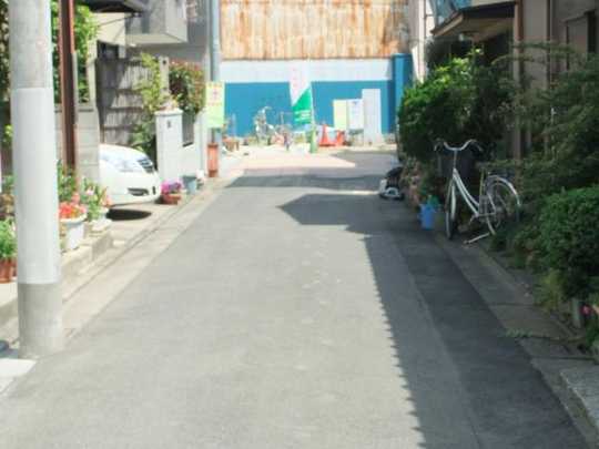 Compartment figure. Frontal road