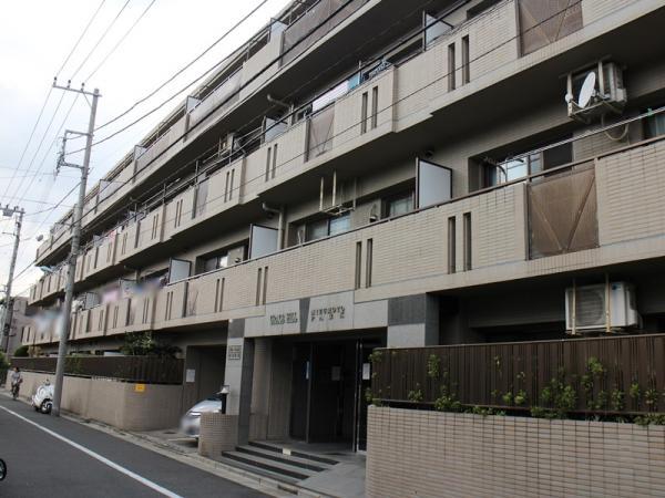 Local appearance photo