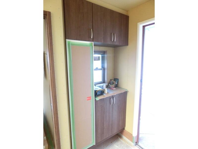 Entrance. 1 Building Entrance