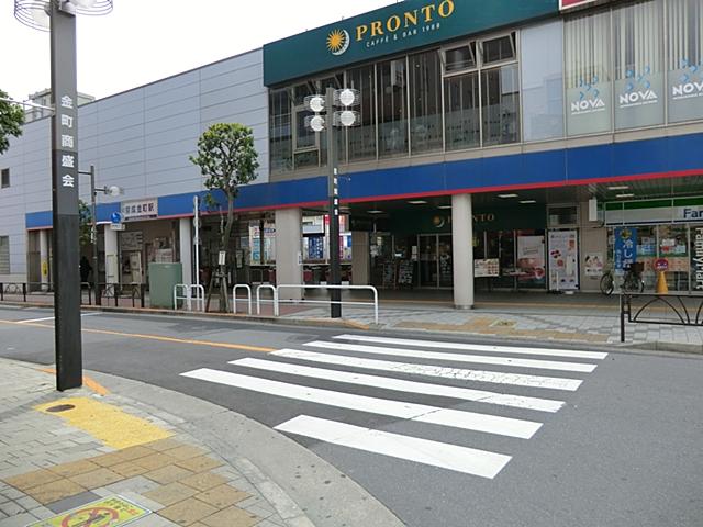 station. 560m until Keiseikanamachi Station