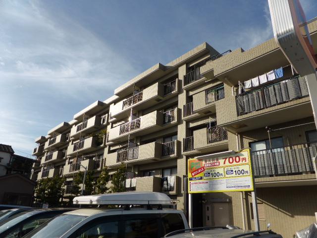 Local appearance photo. Current