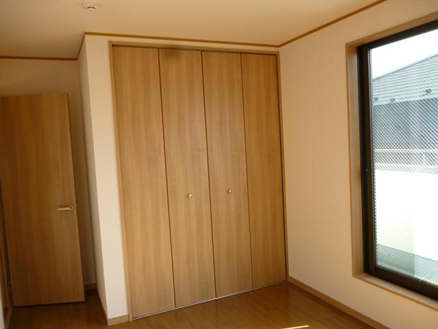 Non-living room. Indoor (10 May 2013) Shooting