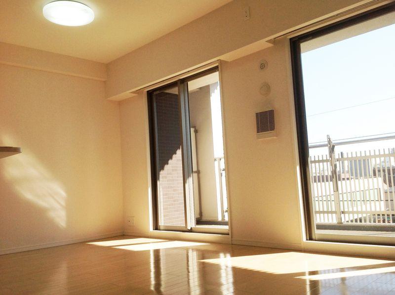 Living. Good per yang.