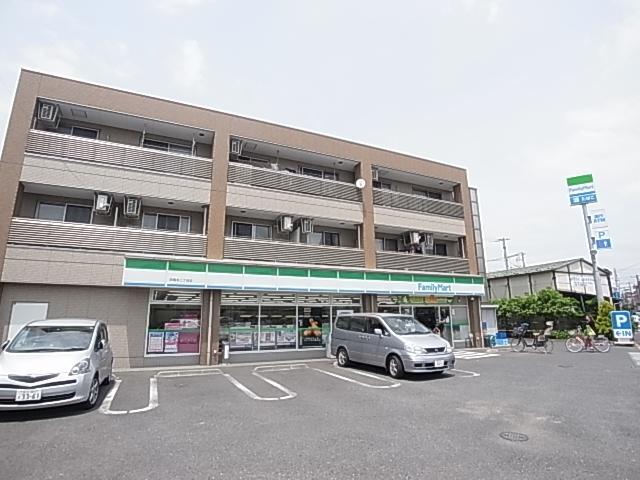 Convenience store. 257m to Family Mart (convenience store)