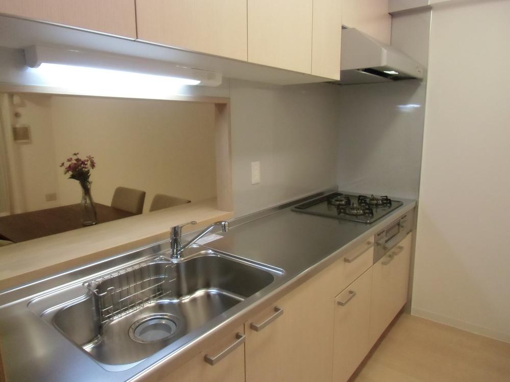 Kitchen. System kitchen installation part (12 May 2013) Shooting