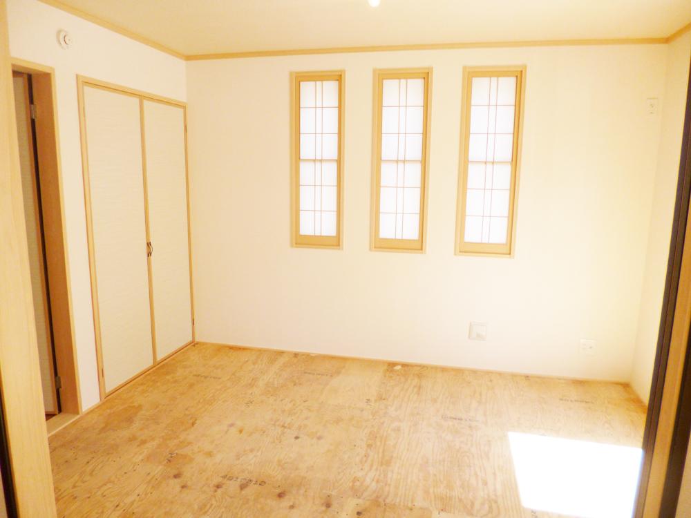 Non-living room. L Building Japanese-style room