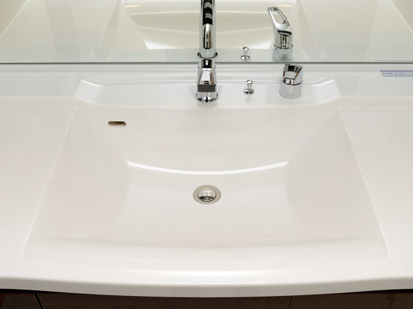 Bathing-wash room.  [Counter-integrated bowl] There is no seam of the top plate and bowl, Beautiful integral also to the eye. Artificial marble of the top plate has to produce a sense of luxury.