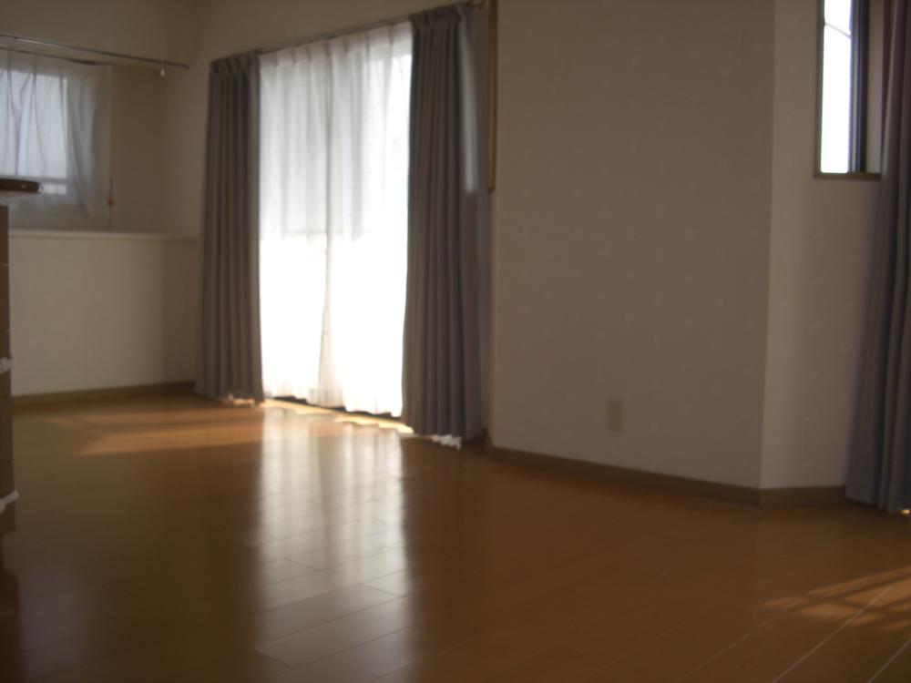 Living. Indoor (11 May 2013) Shooting