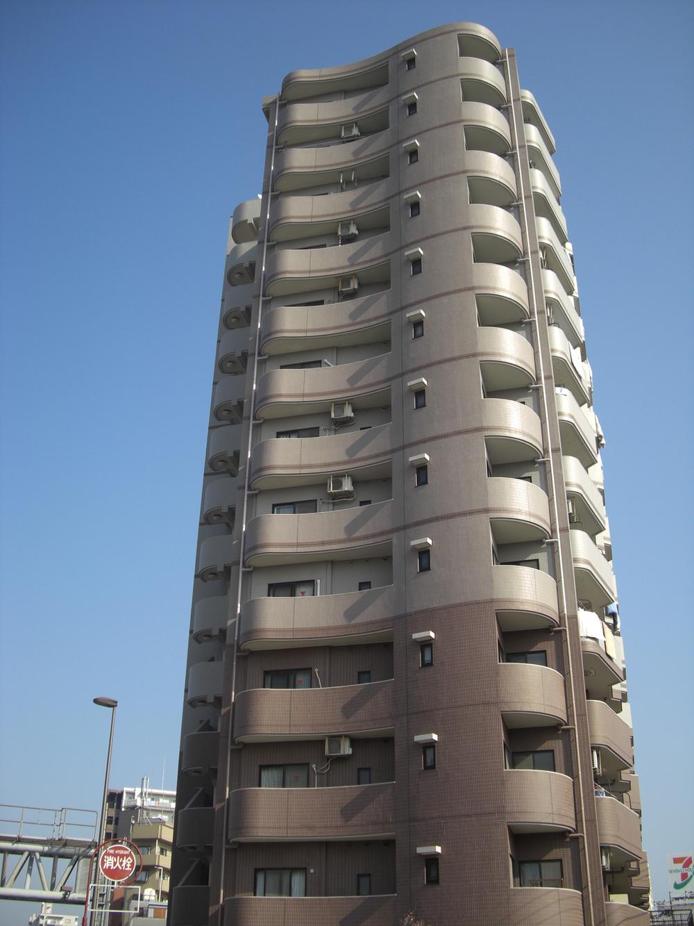 Local appearance photo. Local (11 May 2013) Shooting