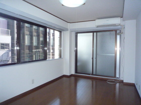 Living and room. Corner room is clean, great room!