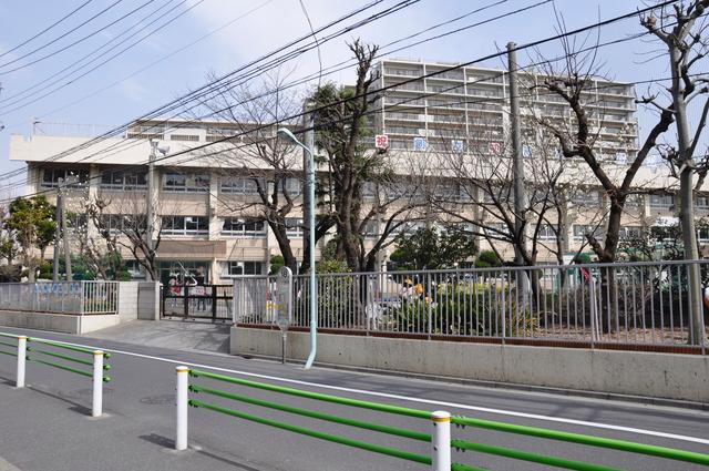 Primary school. Hananoki until elementary school 690m Hananoki elementary school (690m) walk 9 minutes