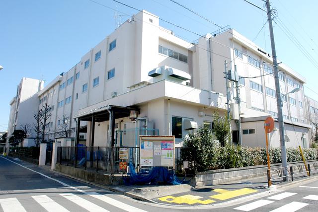 Junior high school. Mizumoto until junior high school 430m water fountain junior high school (430m) walk 6 minutes