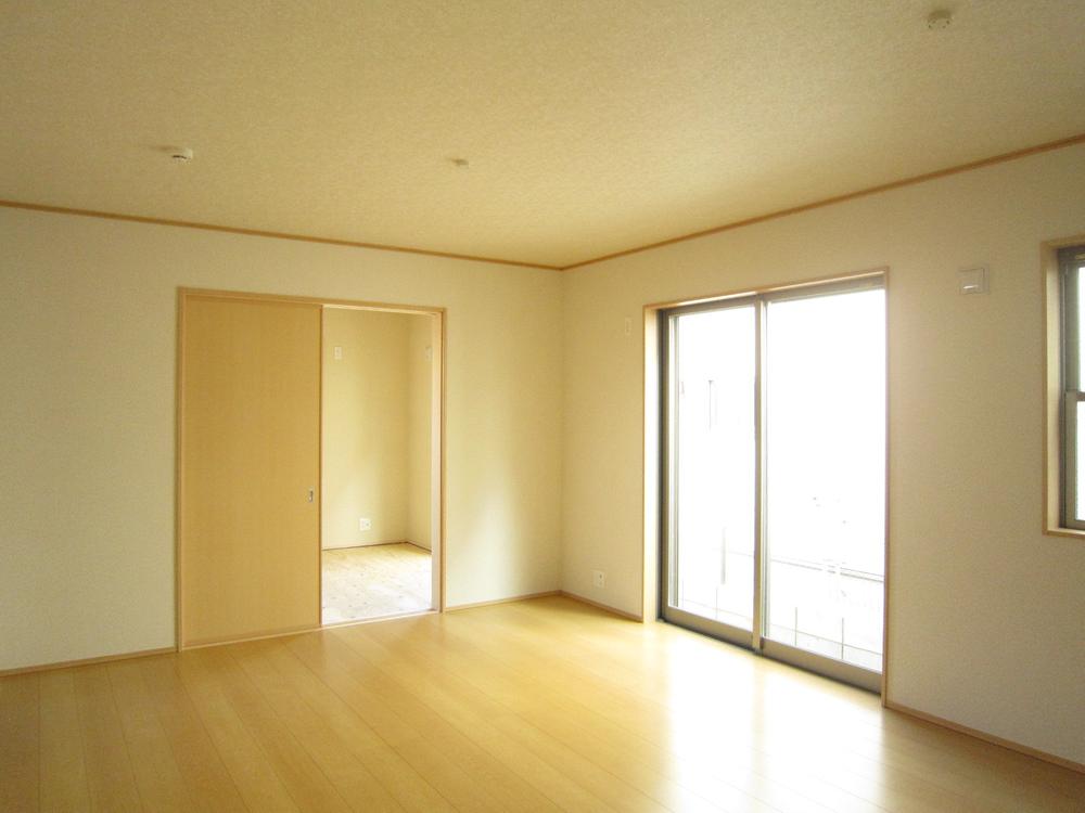 Living. Building 2 room (December 2013) Shooting