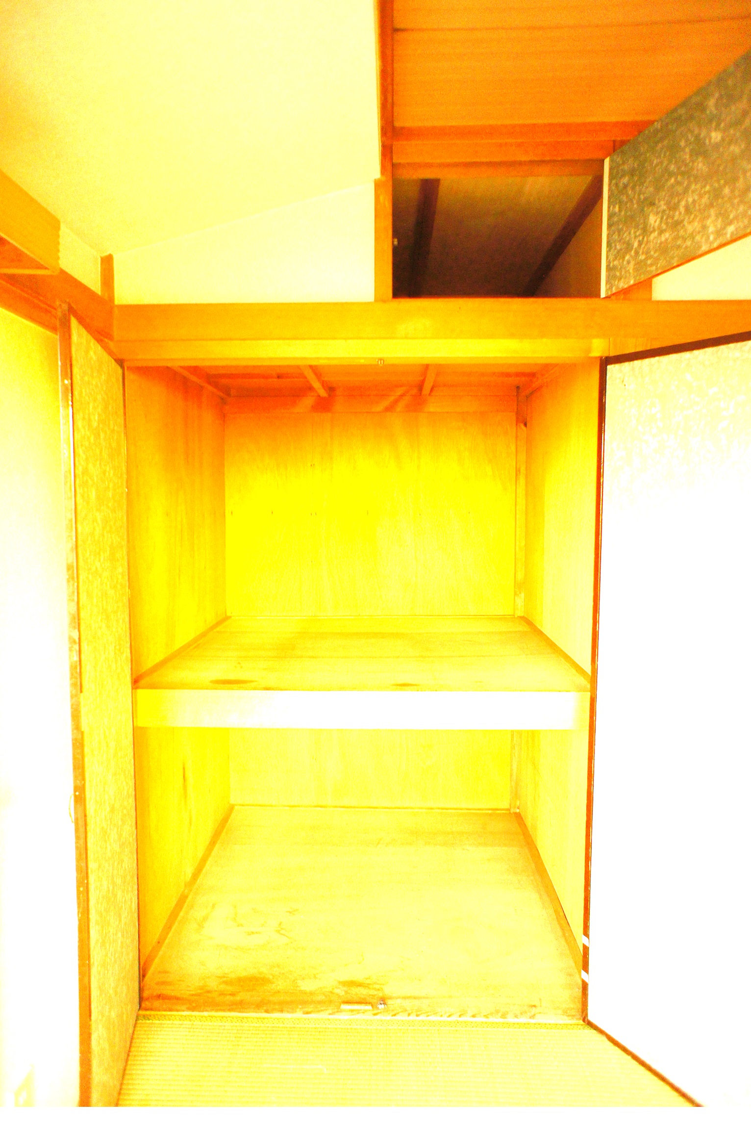 Receipt. Closet storage-to-ceiling use is convenient there is a depth