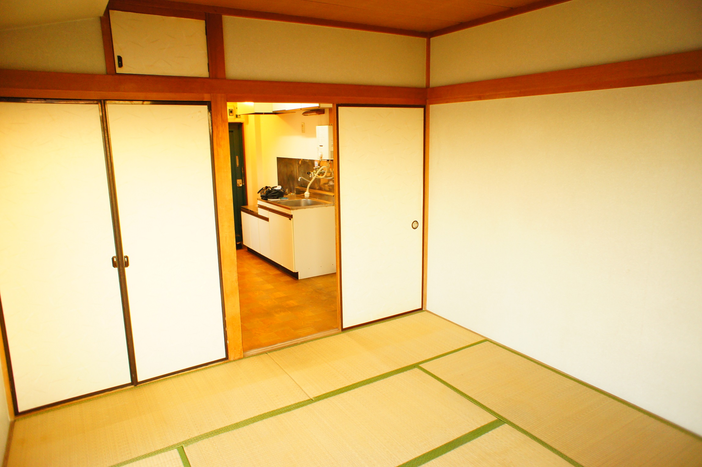 Living and room. Day, It is ventilation Mr. good rooms