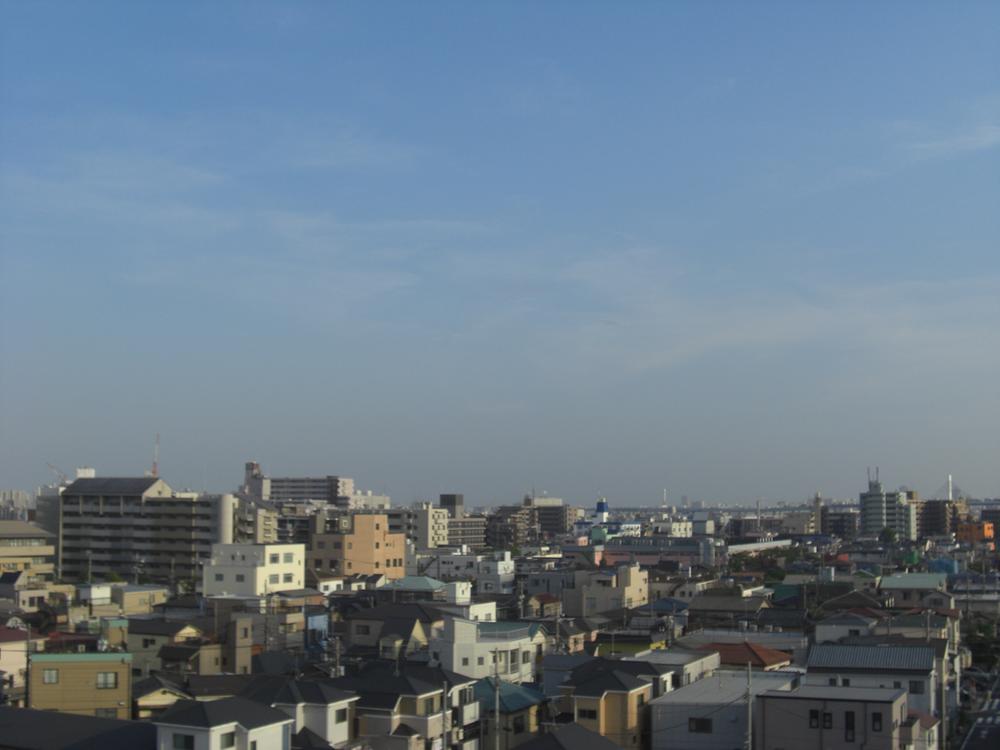 View photos from the dwelling unit. View from local (September 2013) Shooting