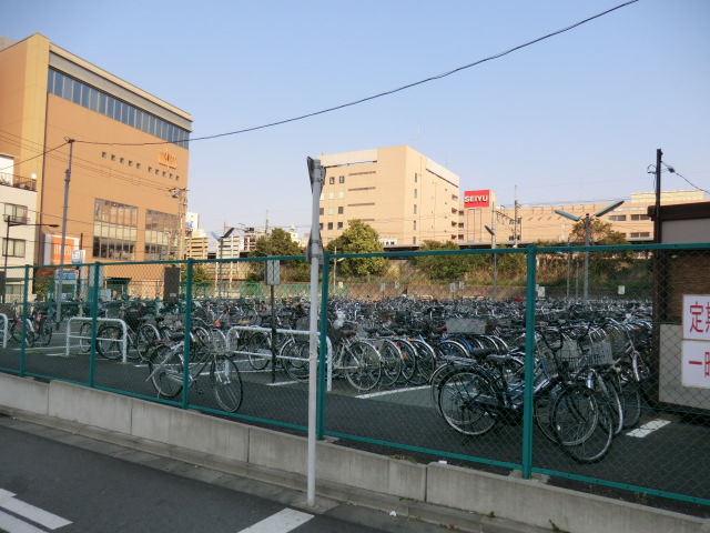 Other. 1000m to bicycle storage (Other)