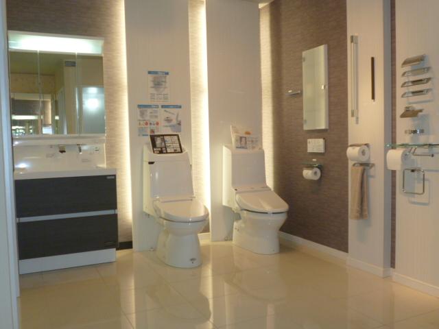 exhibition hall / Showroom. It is the construction of the main showroom. You can check with the real thing, even under construction. 