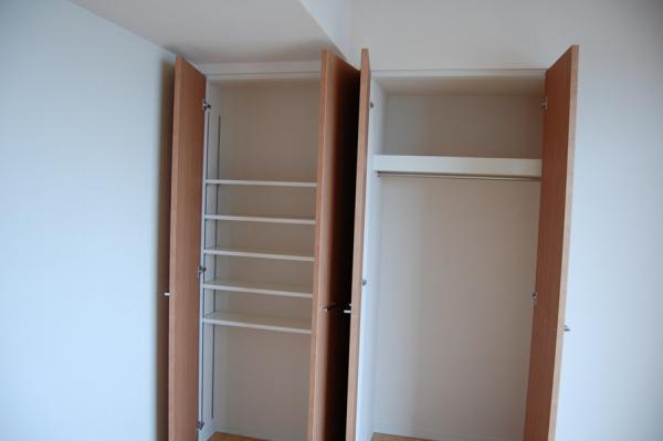 Receipt. Storage (at the time of new construction) / May 2009 shooting