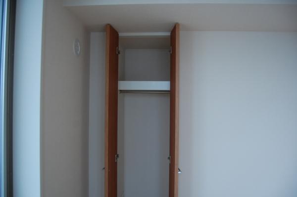 Receipt. Storage (at the time of new construction) / May 2009 shooting