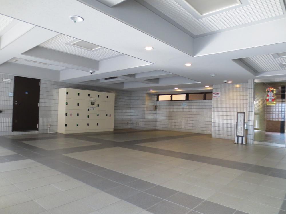 Entrance. Common areas (2014 January shooting)