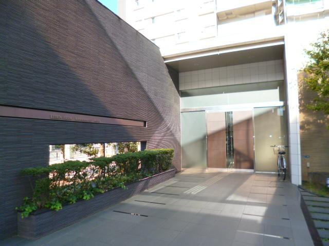 Entrance. Good entrance of design