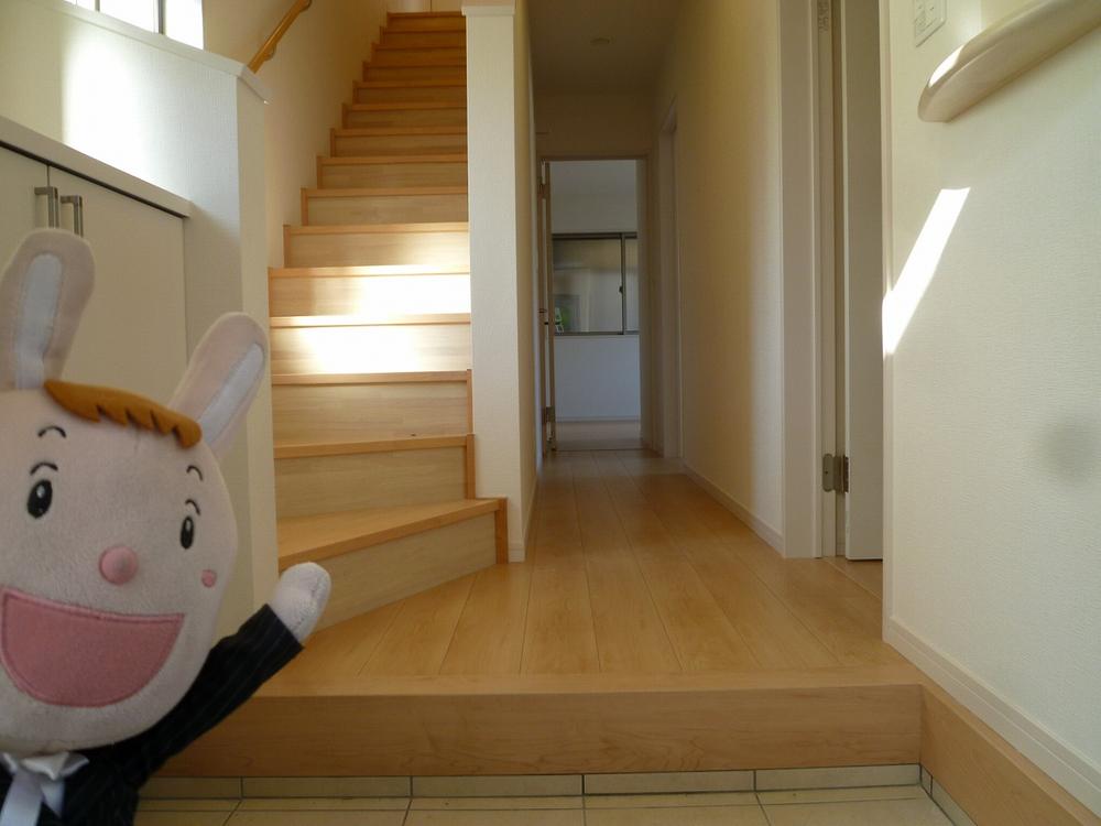 Entrance. C Building room (November 14, 2013) Shooting