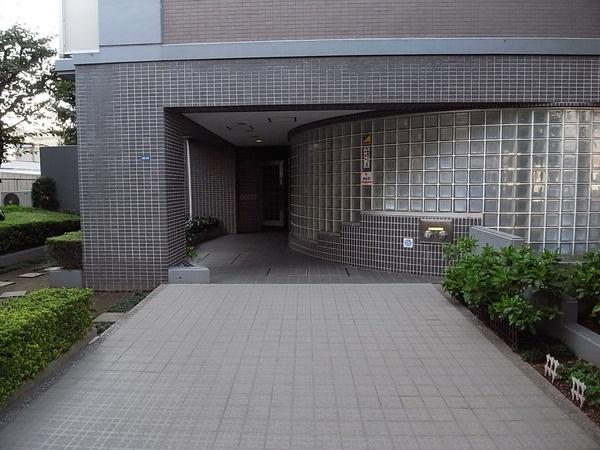 Entrance. There is auto lock