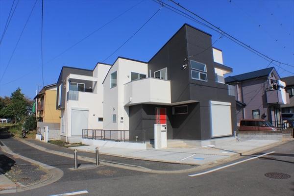 Local photos, including front road