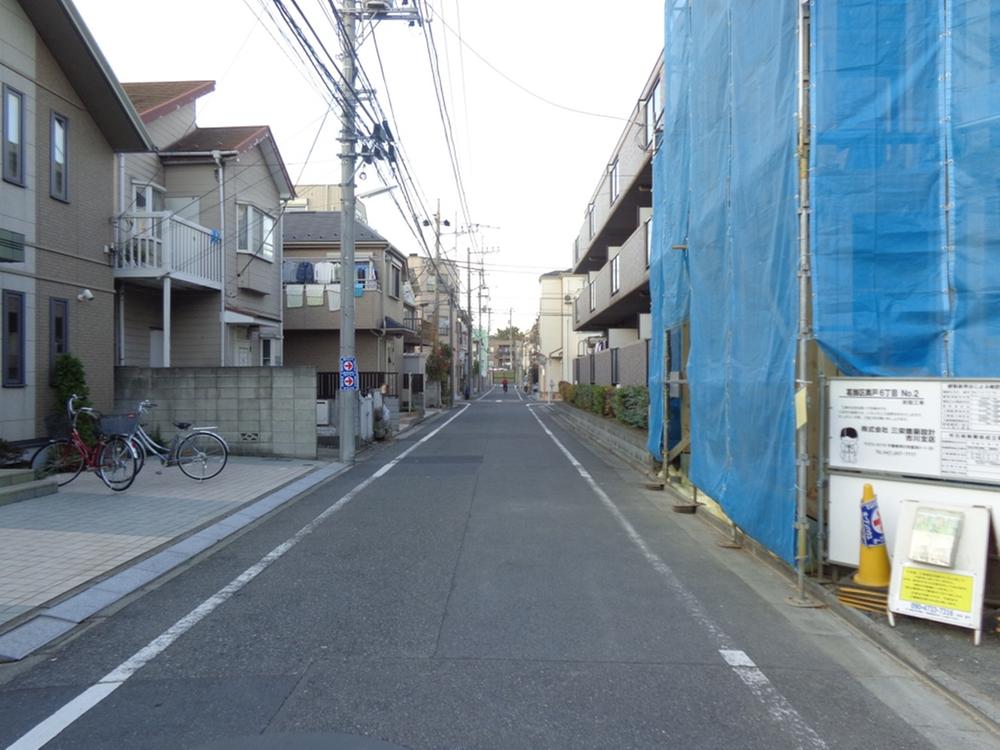 Local photos, including front road. Local (12 May 2013) Shooting