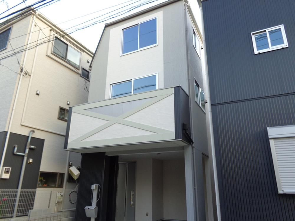 Local appearance photo. Local (12 May 2013) Shooting ■ A Building appearance