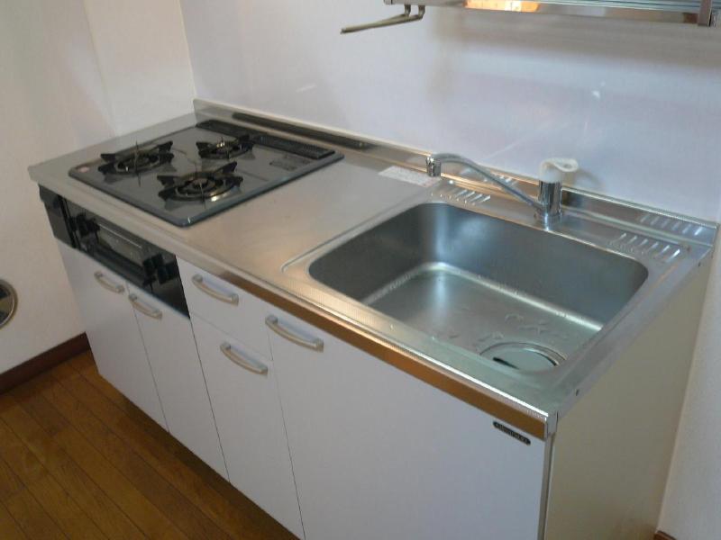 Kitchen. System kitchen