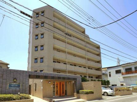 Local appearance photo. Administrative expenses: 12060 yen / Month repair reserve: 15100 yen / Month Parking: 14000 yen / Month