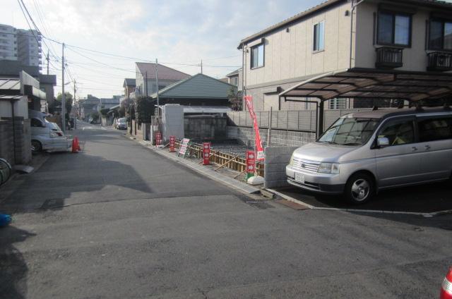 Local photos, including front road. Local (September 2013) Shooting