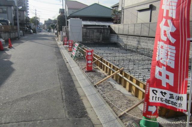 Local appearance photo. Local (12 May 2013) Shooting