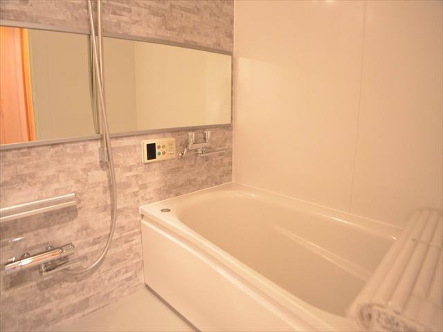 Bathroom. Comfortable bath time