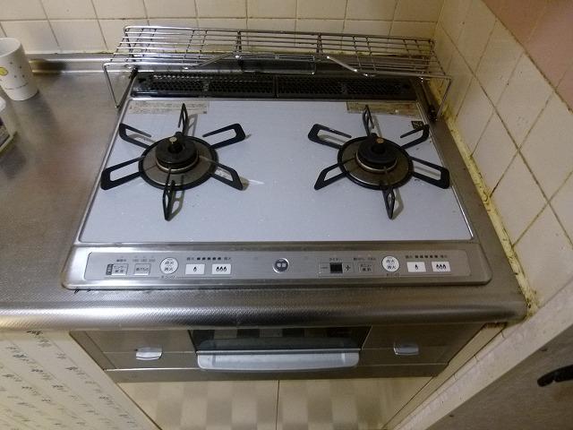 Kitchen. Indoor (12 May 2013) Shooting