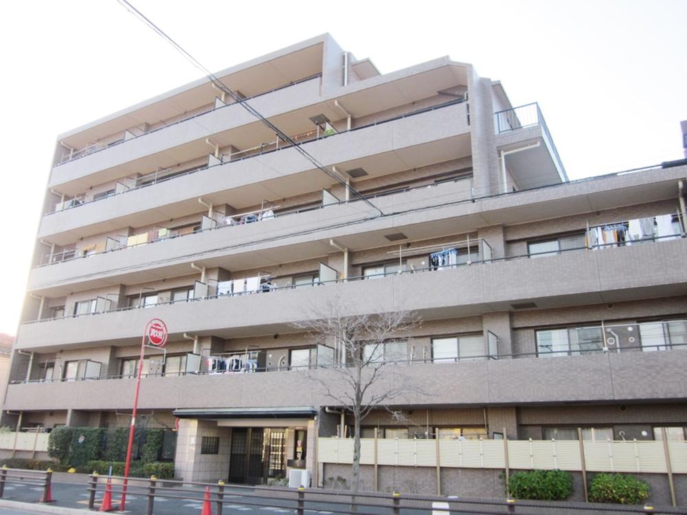 Local appearance photo. Paste is exterior wall tiles.