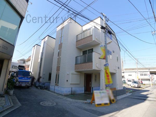 Local photos, including front road