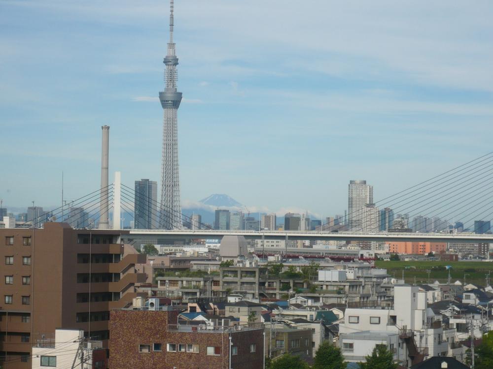 View photos from the dwelling unit