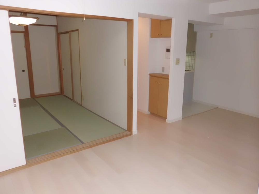 Living. Indoor (12 May 2013) Shooting