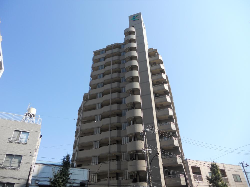 Local appearance photo. Local (10 May 2013) Shooting