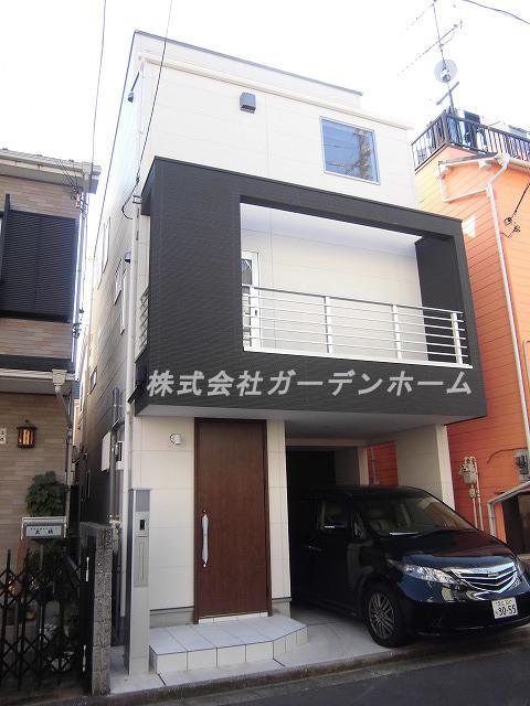 Local appearance photo. Local (10 May 2013) Shooting