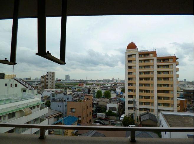 View photos from the dwelling unit