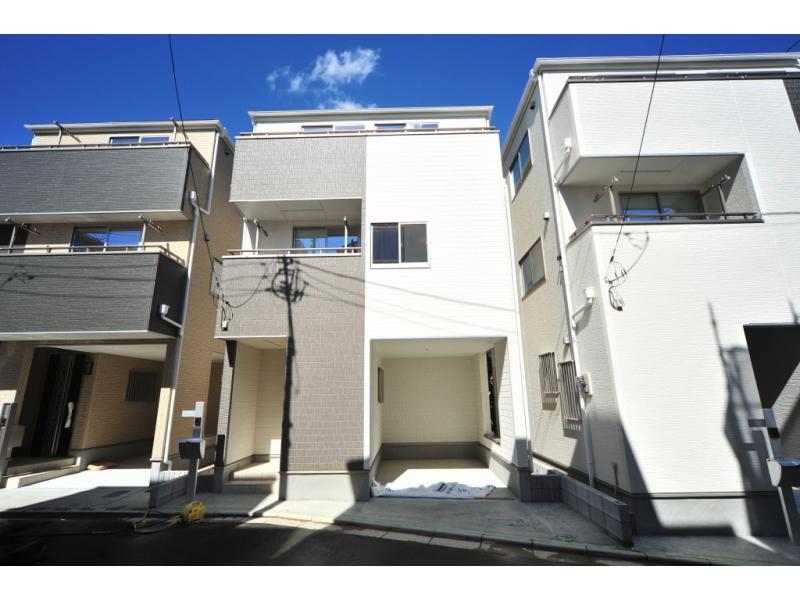 Local appearance photo. Local Stage I Building 2 (October 2013) Shooting