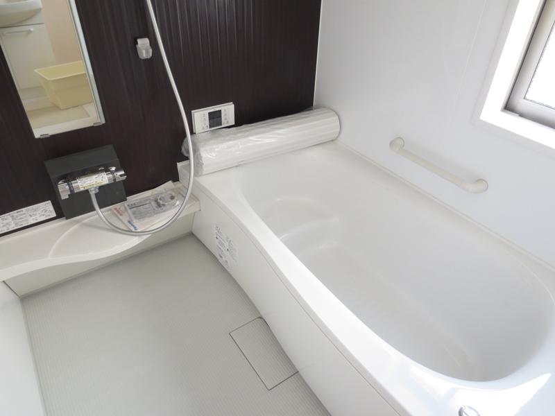 Bathroom. Stage I 5 Building bathroom